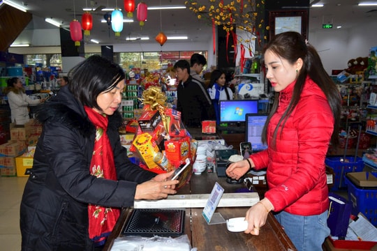 Người dân, doanh nghiệp lưu ý: Muốn được khấu trừ thuế không nên dùng tiền mặt khi mua hàng này