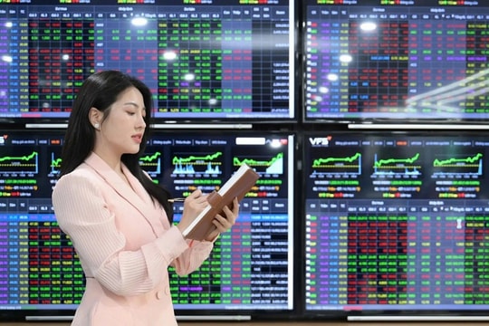 Kịch bản chứng khoán phiên sáng 3/7: Cơ hội vượt mốc 1.400 nằm trong tay nhóm chứng khoán?