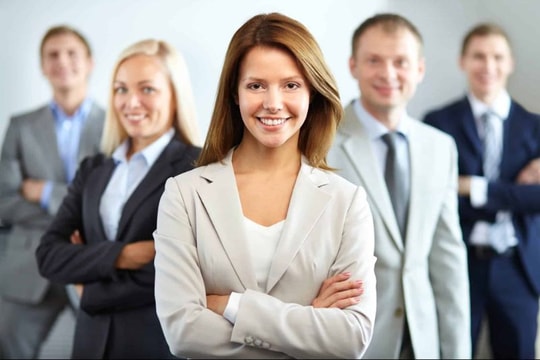 Cổ đông một công ty chứng khoán sắp được mua cổ phiếu giá ưu đãi tới 60%