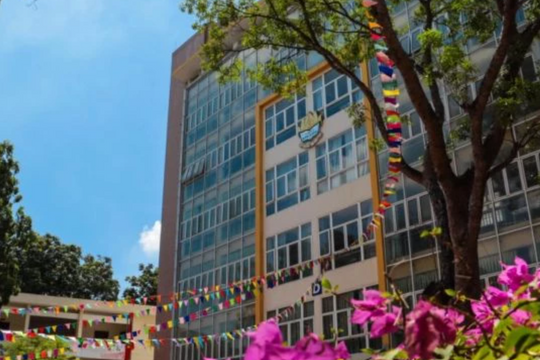 Hé lộ ngôi trường có điểm chuẩn cao nhất Hà Nội 2025: Là nơi tỷ phú giàu nhất Việt Nam từng học