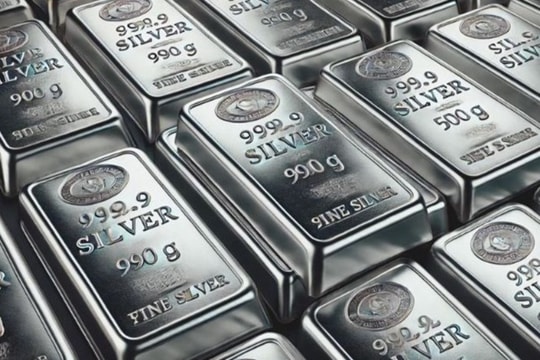 Giá bạc hôm nay 6/7/2025: Tăng tốc trước kỳ vọng cắt giảm lãi suất