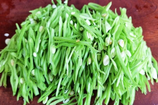 Rau bình dân nhưng giàu canxi gấp 7 lần thịt gà: Bí quyết giảm cân, sáng mắt, chắc xương không phải ai cũng biết