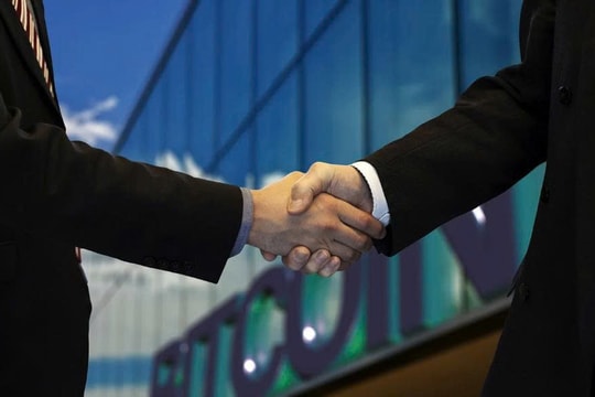 Bắt tay với Hòa Phát, một doanh nghiệp ăn nên làm ra, cổ phiếu cũng tăng tới 17 lần