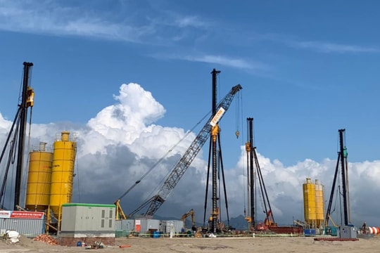 Một ông lớn ngành nền móng thắng đậm quý 2, phủ sóng từ sân bay đến cảng biển