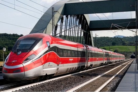 Vừa nhà nước, vừa tư nhân, tuyến đường sắt cao tốc ở quốc gia Địa Trung Hải này chứng minh thành công với lối đi "đặc biệt"