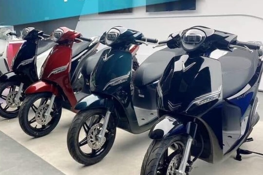 Bảng giá xe máy điện VinFast mới nhất: VinFast chiếm ưu thế nhờ chiến lược đón đầu