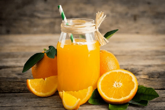 Những thời điểm tuyệt đối không nên uống nước cam