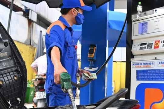 Giá xăng dầu hôm nay 25/8: Tăng đồng loạt đầu tuần