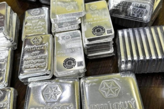 Giá bạc hôm nay 29/10/2025: Nối dài đà giảm