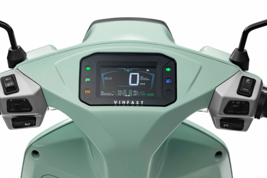 Chiếc xe máy điện VinFast gây sốt: Chạy 194 km, công nghệ cực thông minh, giá ai cũng mua được
