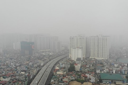 Ô nhiễm không khí Hà Nội ở mức nghiêm trọng: Xe máy xăng là "thủ phạm" chính