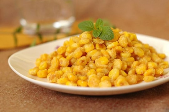 Loại hạt ai cũng tưởng bổ, hóa ra là "sát thủ" âm thầm hại gan thận nếu ăn sai cách