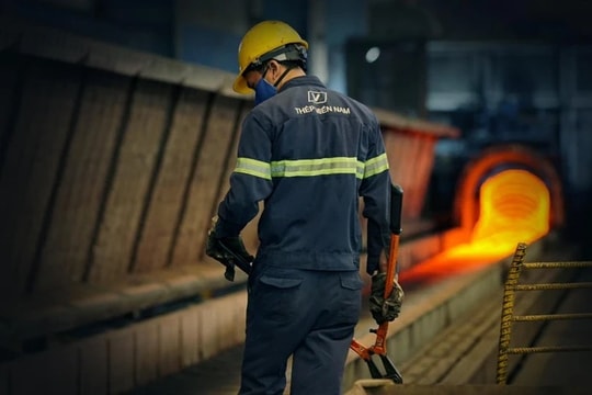 Tình hình tài chính éo le, doanh nghiệp gang thép có tiếng miền Bắc gánh thêm khoản chi trăm tỷ