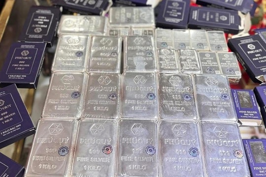 Giá bạc hôm nay 8/11/2025: Bạc Phú Quý tăng bứt phá