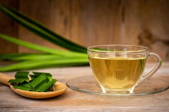 Loại rau mọc đầy vườn hóa "thần dược" cho xương khớp nếu được dùng đúng cách