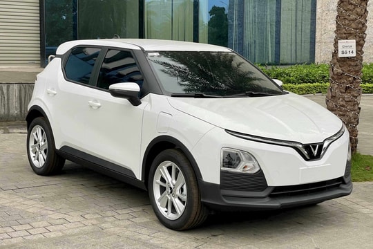 Trải nghiệm xe điện "quốc dân" VinFast VF5 Plus: Nhỏ như hatchback, tiện như sedan, bền như SUV hạng sang