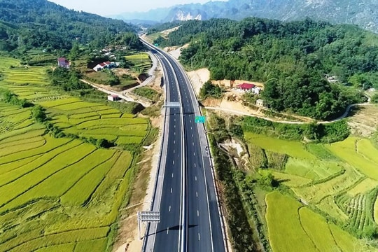Hàng loạt cao tốc chuẩn bị vận hành, Đèo Cả có động thái đáng chú ý bên trong "hậu trường"