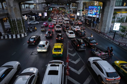 Xe điện càng nhiều, áp lực càng lớn: Trung Quốc tung giải pháp xử lý 1,14 triệu tấn pin cũ trên thị trường