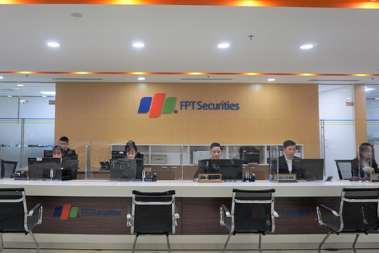 FPTS “thay tướng” sau quý II có phần chững lại