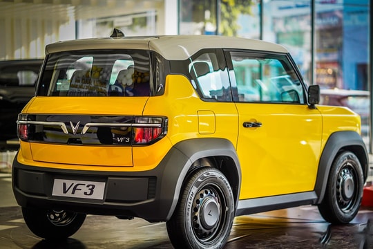 Trải nghiệm “Chiến binh phố nhỏ” VinFast VF 3: Nhỏ gọn, 7 màu cực chất, tiết kiệm như xe đạp điện