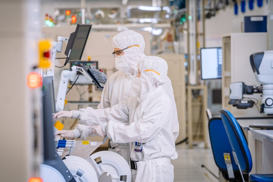 Gã khổng lồ công nghệ bất ngờ sa thải hàng chục nghìn nhân viên dưới thời tân CEO