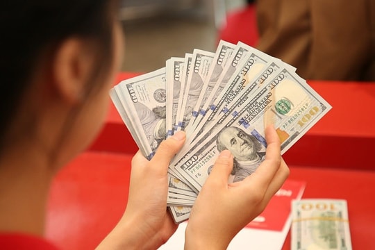 Tỷ giá USD hôm nay 27/7: Hồi phục kỹ thuật