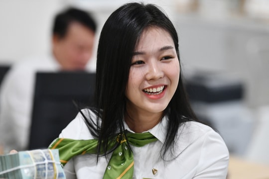 Lãi suất ngân hàng hôm nay 27/7: Xuất hiện nhiều tín hiệu điều chỉnh