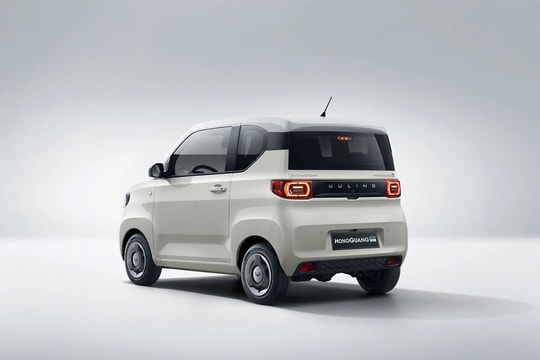 Trải nghiệm ô tô điện rẻ nhất Việt Nam: Nhỏ gọn, êm ái, đủ xài cả tuần chỉ với 1 lần sạc