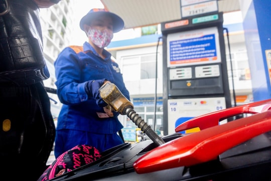 Giá xăng dầu hôm nay 28/7/2025: Đồng loạt giảm mạnh đầu tuần