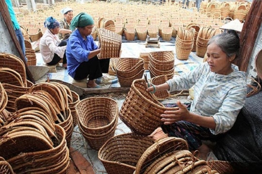 Giữ gìn nghề cổ, nông dân Thanh Hóa chứng minh làm giàu không khó, ngay cả trẻ em 10 tuổi đến cụ già 80 tuổi cũng làm được