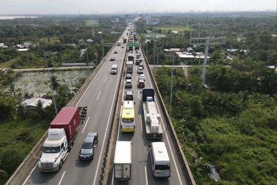 Bước chuẩn bị thầm lặng cho kế hoạch nâng cấp tuyến cao tốc nối sân bay Long Thành với TP.HCM