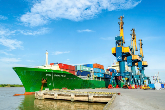 Viconship (VSC) mở rộng hướng đi mới, VietinBank Capital lập tức hành động