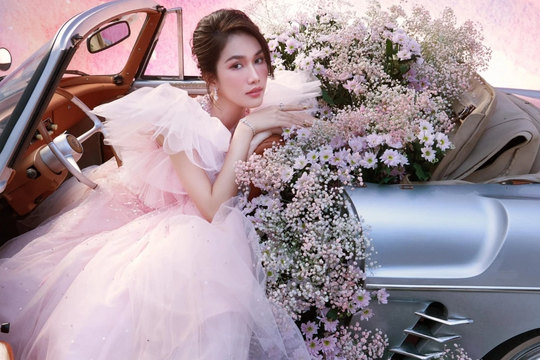 Từng là Á hậu học giỏi, giờ là giảng viên đại học quốc tế khiến sinh viên "mê mẩn" vì phong cách dạy quá cuốn