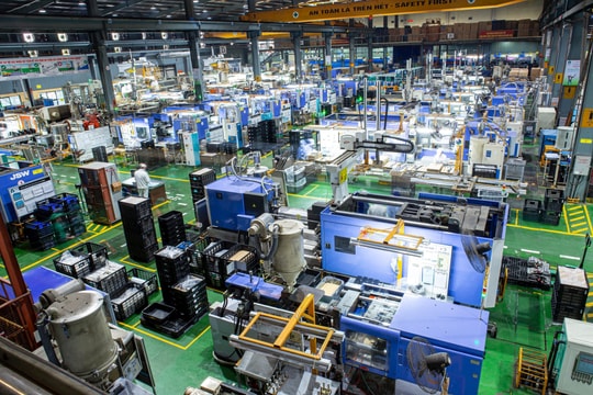Doanh nghiệp nhựa 30 năm rót nghìn tỷ xây nhà máy, đón đơn hàng từ Samsung, VinFast, Honda