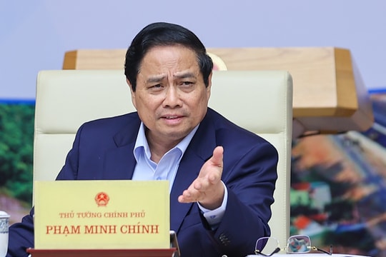 Thủ tướng: 3 mục tiêu lớn cuối năm 2025 để hoàn thành xuất sắc đột phá chiến lược về hạ tầng giao thông