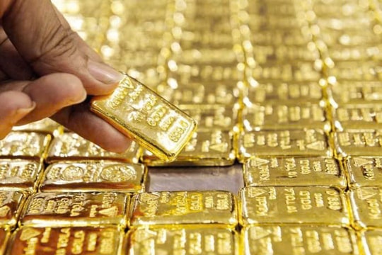 Thị trường kim loại quý hôm nay 1/8/2025: Giá vàng bật tăng, bạc giảm mạnh