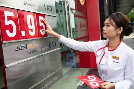 Lãi suất ngân hàng hôm nay 1/8: Sacombank tăng mạnh kỳ hạn ngắn, lãi suất đặc biệt vẫn vượt 9%/năm