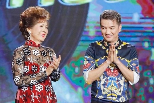 "Bà hoàng bolero" từng khuynh đảo sân khấu, kiếm 200 cây vàng mỗi tháng: Nay sống viên mãn tuổi xế chiều