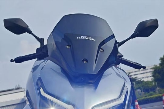 "Vua xe xăng" mới của Honda lộ diện: Trang bị full công nghệ, tốc độ 107 km/h, giá lại "hạt dẻ"