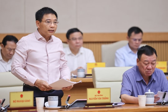 Nhiều chỉ số khởi sắc; vẫn còn thách thức lớn cho tăng trưởng cuối năm