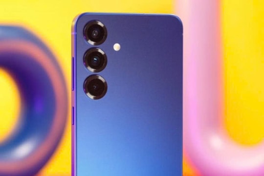 Trải nghiệm mẫu điện thoại “đẳng cấp bỏ túi” nhà Samsung: Sang trọng, bền bỉ và bùng nổ sức mạnh AI thế hệ mới