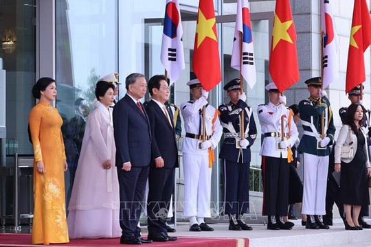 Tổng thống Hàn Quốc chủ trì Lễ đón trọng thể Tổng Bí thư Tô Lâm và Phu nhân
