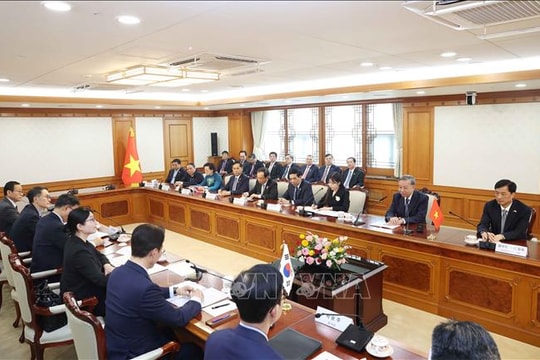 Thúc đẩy hợp tác kinh tế, tạo chất keo gắn kết lợi ích bền chặt Việt Nam - Hàn Quốc