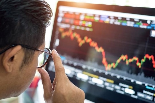 Khối ngoại "hạ nhiệt" bán ròng , VPB cùng SHB hút vốn giữa sóng tăng lịch sử