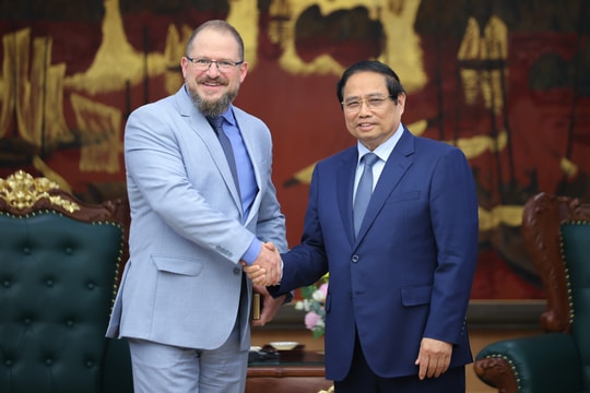 Chủ tịch Qualcomm: Việt Nam sẽ là trung tâm về nghiên cứu và phát triển AI