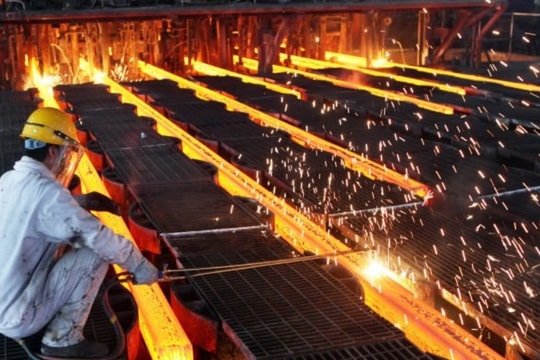 Tồn kho áp sát đỉnh 3 năm, còn nhiều phép thử đối với Hòa Phát?