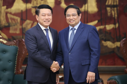 Thủ tướng: Việt Nam dành ưu tiên cao nhất cho quan hệ với Lào