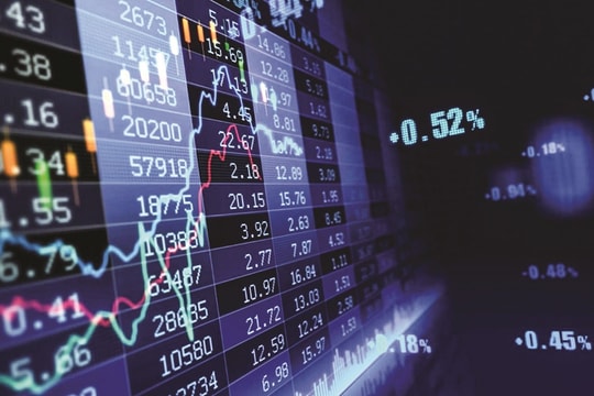 Đà tăng chưa dừng, VN-Index lại lập đỉnh lịch sử