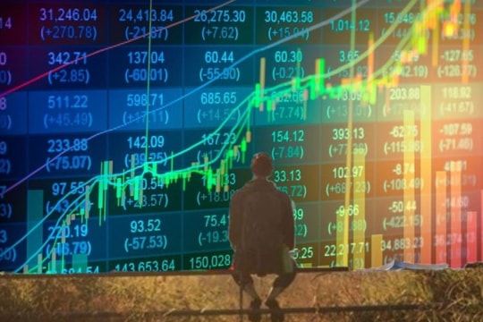 Một cổ phiếu sàn HNX chỉ 3 phiên tăng 21%, bất ngờ nhận tráp phạt từ UBCKNN