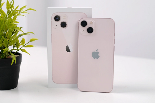 Chiếc iPhone màu hồng bất ngờ chạm đáy 11 triệu: Đẹp mãn nhãn, hiệu năng dư sức "cân" mọi tác vụ